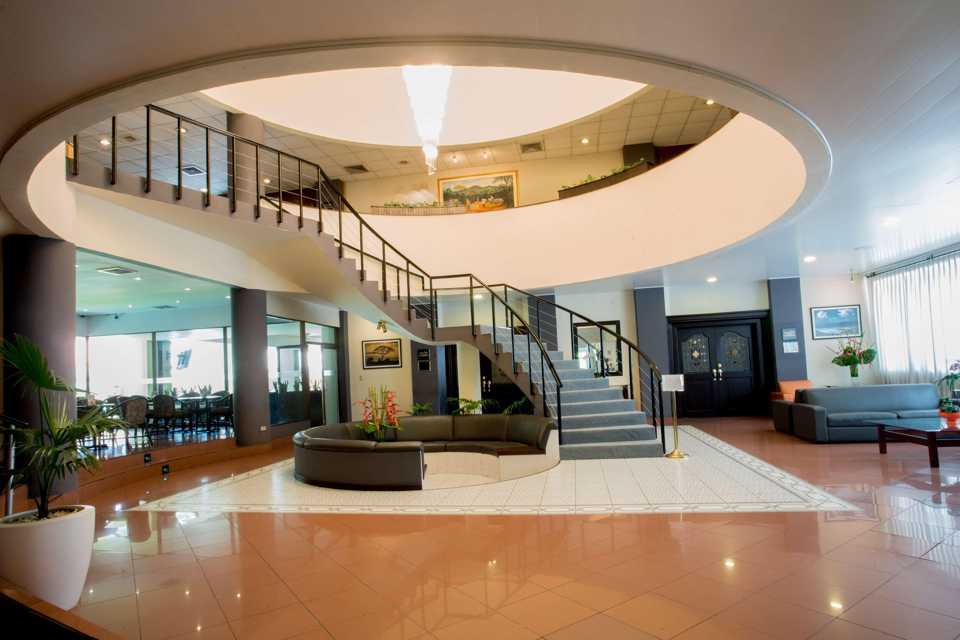 Best Western Plus - Magee Inn & Suites Eksteriør bilde